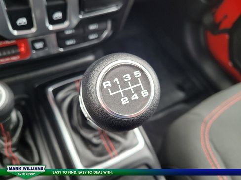 Used 2020 Jeep Wrangler Rubicon image 28