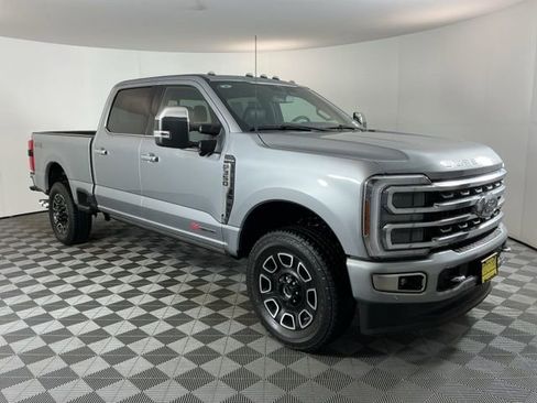 Used 2024 Ford F350 Platinum AWD/4WD image 3