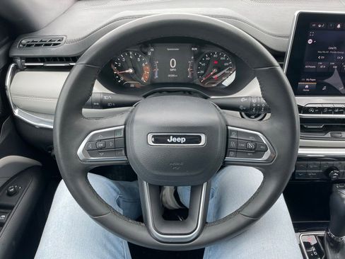 Used 2023 Jeep Compass Limited AWD/4WD image 21