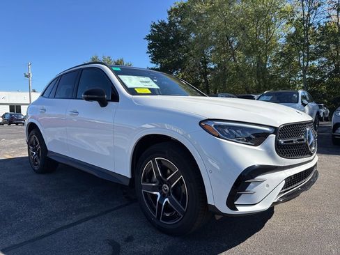 New 2026 Mercedes-Benz GLC 300 4MATIC image 1