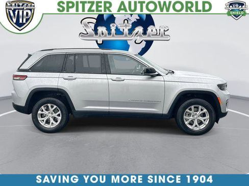 Certified 2023 Jeep Grand Cherokee Limited image 10