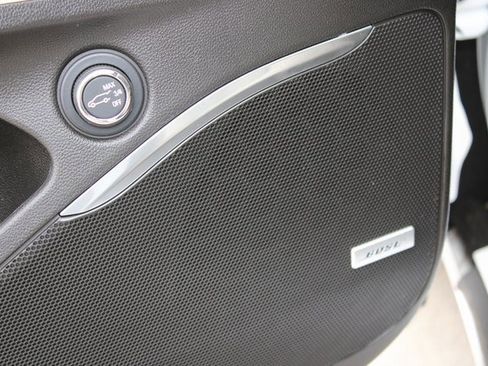 Used 2023 Buick Enclave Avenir w/ Avenir Technology Package image 24