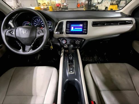 Used 2022 Honda HR-V LX image 15
