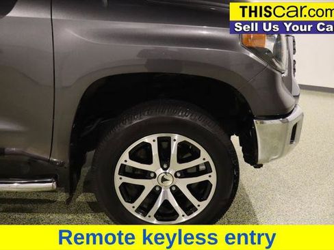 Used 2018 Toyota Tundra SR5 w/ SR5 Upgrade Package image 10