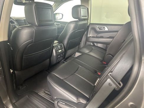 Used 2019 Nissan Pathfinder Platinum AWD/4WD image 12