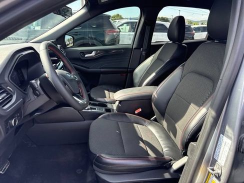 Used 2023 Ford Escape ST-Line w/ Tech Pack #1 AWD/4WD image 11