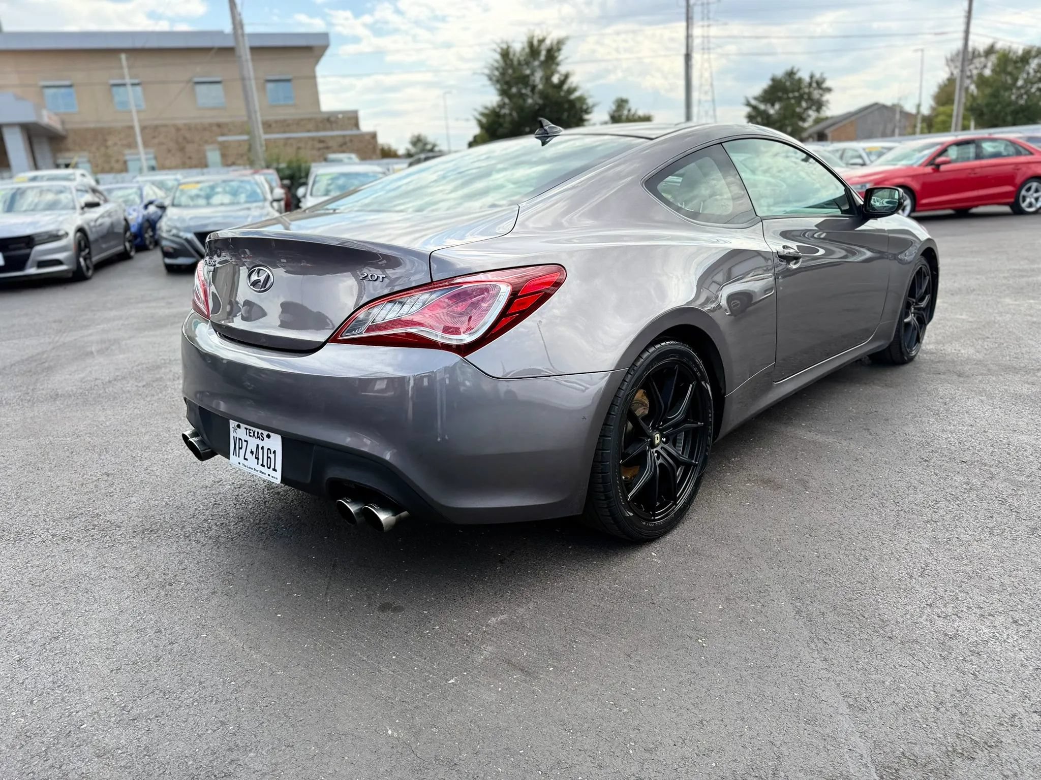 Used 2013 Hyundai Genesis 2.0T RWD image 3