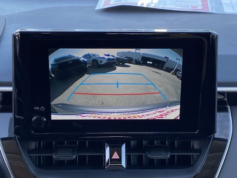 Certified 2025 Toyota Corolla LE image 23