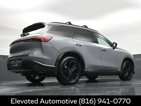 Certified 2026 INFINITI QX60 Sport w/ Dark Cargo Package AWD/4WD image 32