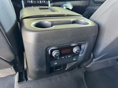 Used 2023 Chevrolet Tahoe LT AWD/4WD image 17