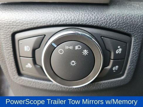 Used 2022 Ford F250 Lariat w/ Black Appearance Package image 24