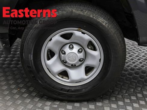 Used 2023 Toyota Tacoma SR image 29