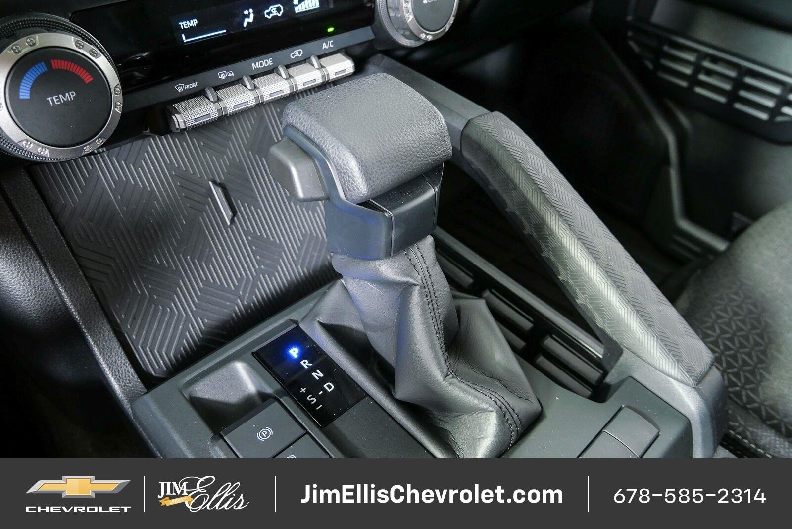 Used 2025 Toyota 4Runner SR5 RWD image 16