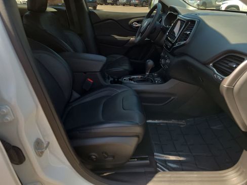 Used 2022 Jeep Cherokee Limited AWD/4WD image 22