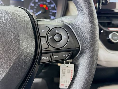 Certified 2025 Toyota Corolla LE image 14