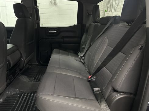 Used 2022 Chevrolet Silverado 1500 Custom Trail Boss AWD/4WD image 21