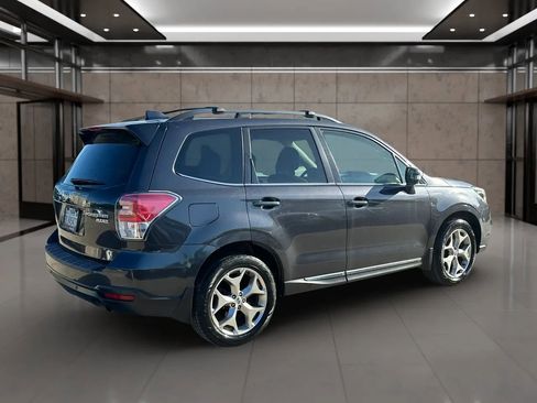Used 2017 Subaru Forester 2.5i Touring AWD/4WD image 2