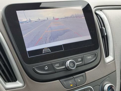 Used 2024 Chevrolet Malibu LT image 14