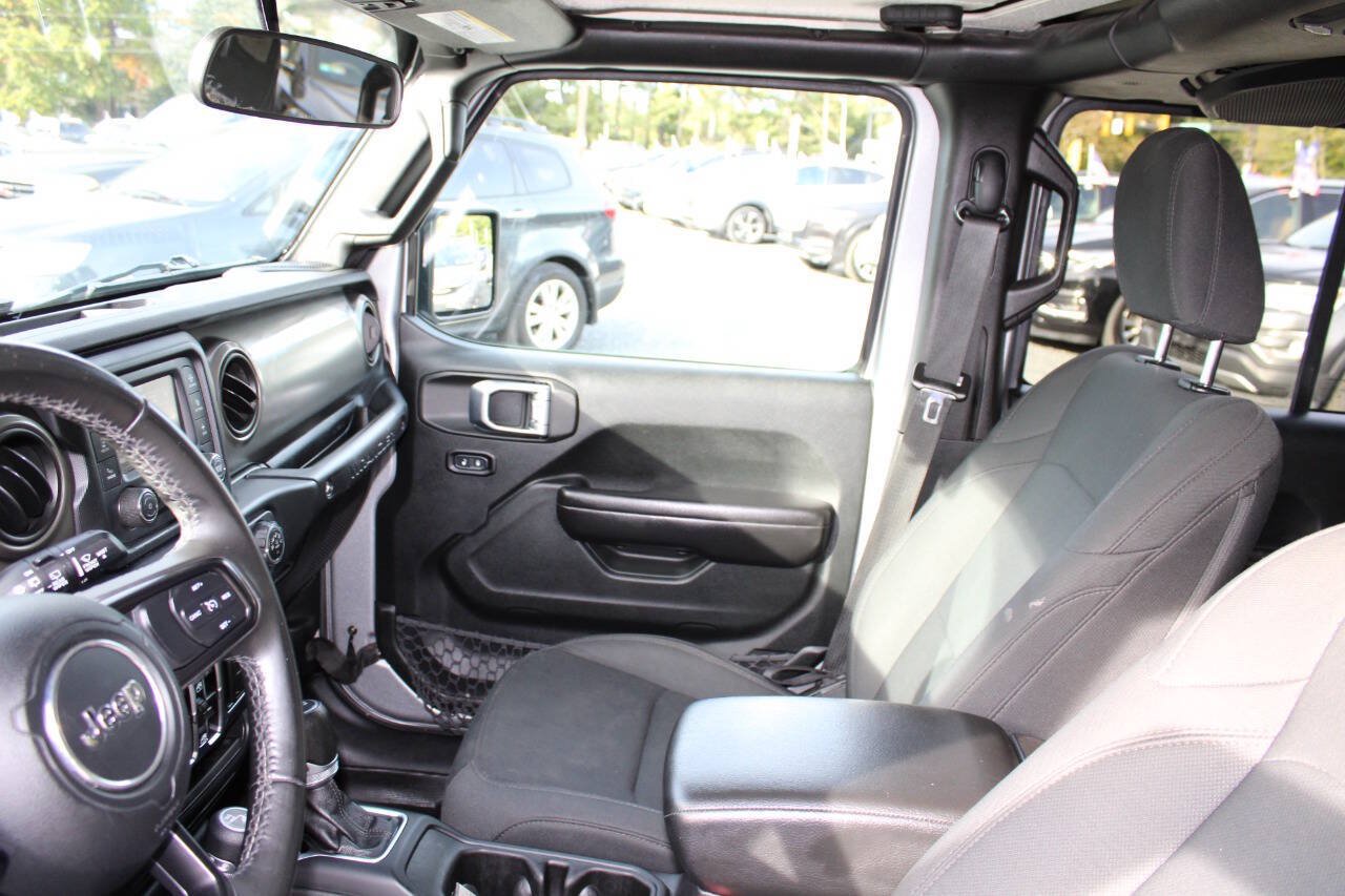 Used 2019 Jeep Wrangler Unlimited Sport S AWD/4WD image 14