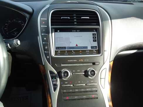 Used 2017 Lincoln MKX Select w/ Select Plus Package image 15