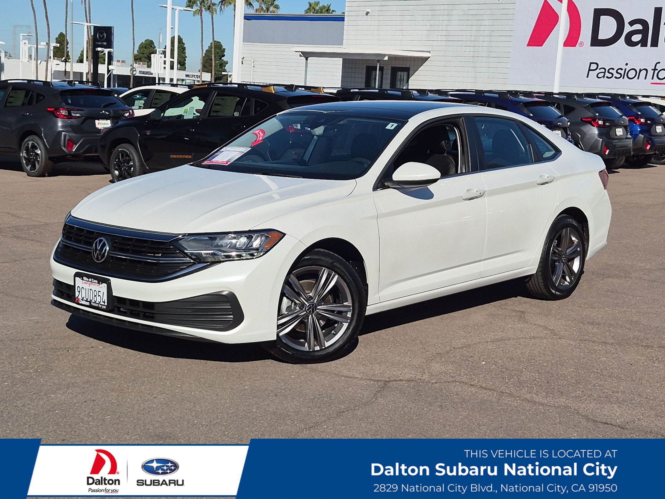 Used 2022 Volkswagen Jetta SE FWD image 1