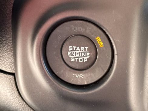 Used 2023 Jeep Wrangler Unlimited Rubicon 4xe AWD/4WD image 34