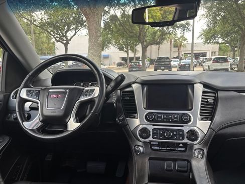 Used 2015 GMC Yukon XL SLT AWD/4WD image 27