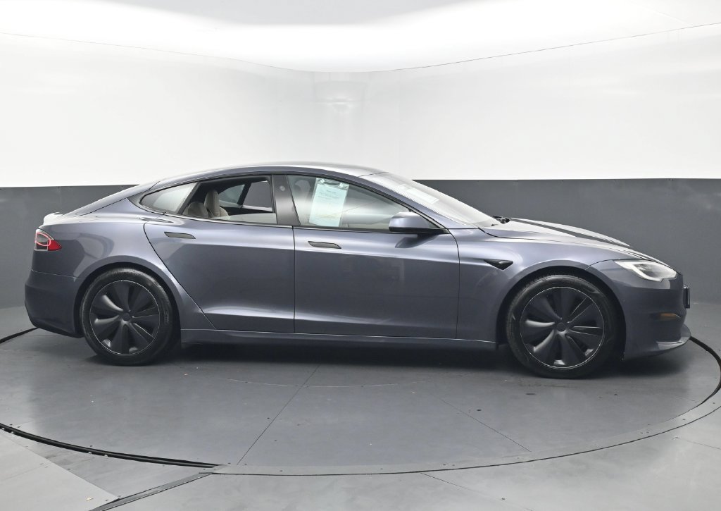 Used 2022 Tesla Model S AWD/4WD image 5