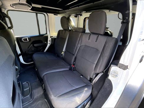 Used 2023 Jeep Wrangler Unlimited w/ Sun & Screen Package AWD/4WD image 41