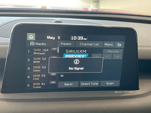 Used 2018 Kia Stinger GT2 AWD/4WD image 16