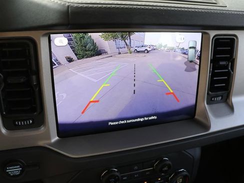 Used 2025 Ford Bronco Outer Banks AWD/4WD image 27