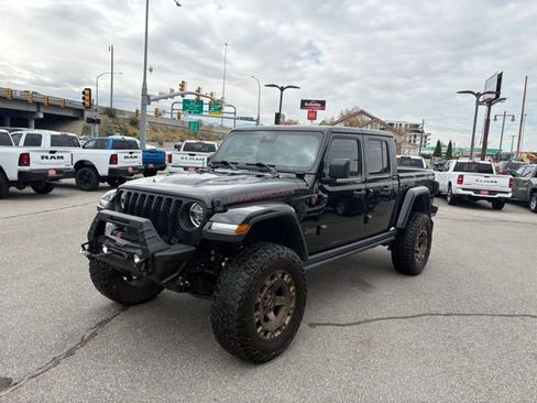 Used 2020 Jeep Gladiator Rubicon image 3