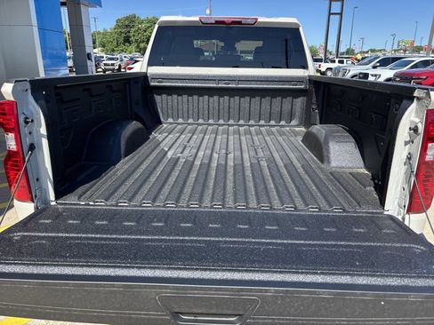 New 2026 Chevrolet Silverado 2500 Custom w/ Custom Value Package AWD/4WD image 6