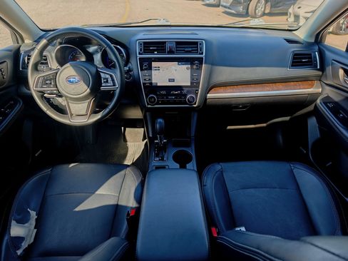 Used 2018 Subaru Outback 2.5i Limited AWD/4WD image 28