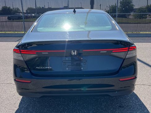 Used 2023 Honda Accord LX image 5