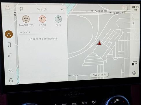 Certified 2025 Jaguar F-PACE R-Dynamic S image 10