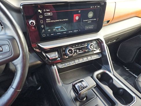 Used 2022 GMC Sierra 1500 Denali w/ Denali Reserve Package image 37