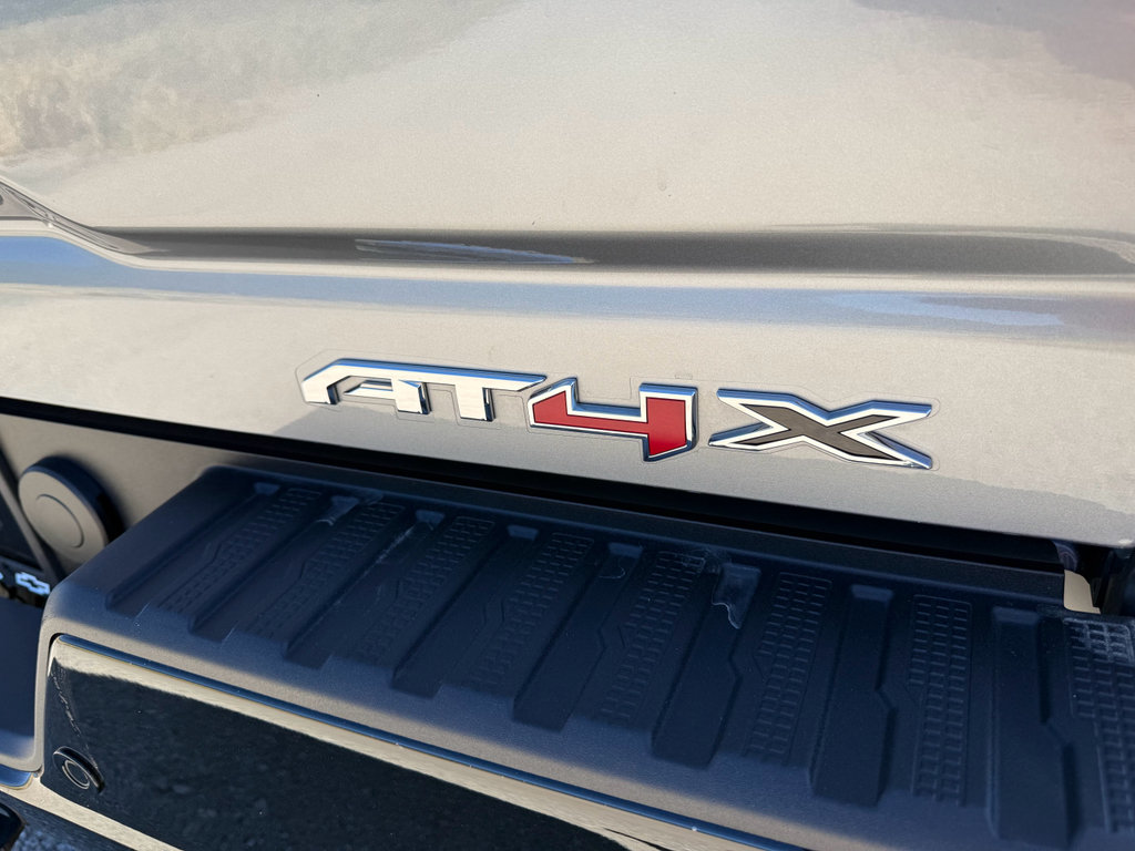 Used 2025 GMC Sierra 2500 AT4X AWD/4WD image 13
