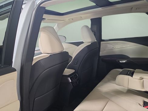 New 2026 Lexus RX 450h AWD image 16