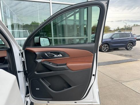 Used 2019 Chevrolet Traverse High Country w/ LPO, Floor Liner Package image 22