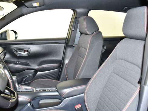 Certified 2025 Honda HR-V Sport image 27