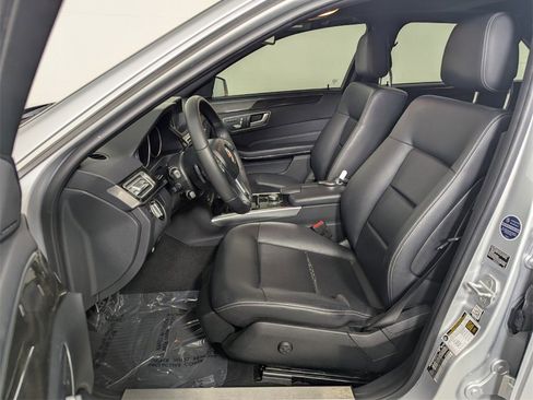 Used 2014 Mercedes-Benz E 350 Sedan image 12