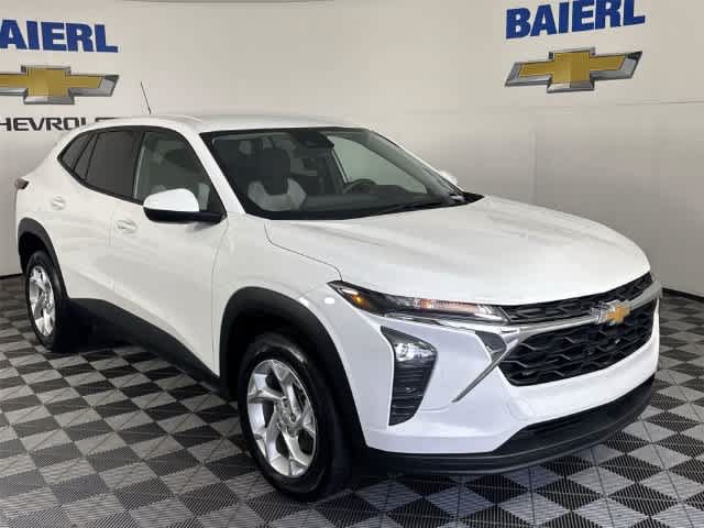Used 2024 Chevrolet Trax LS w/ LS Convenience Package FWD image 7