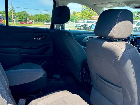 Used 2020 Chevrolet Traverse LT w/ LPO, Cargo Package image 12