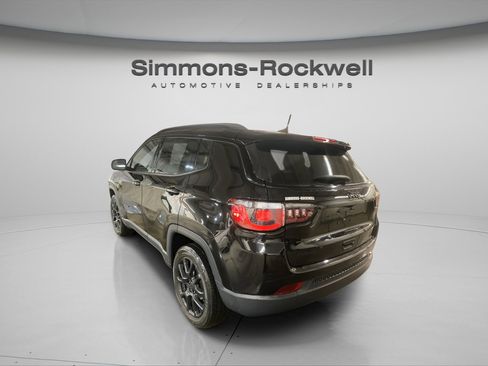 Used 2022 Jeep Compass Altitude w/ Convenience Group image 7