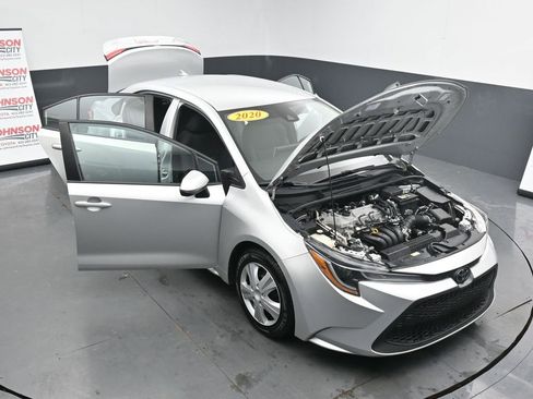 Used 2020 Toyota Corolla LE image 40