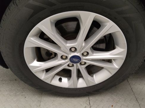 Used 2018 Ford Escape SEL AWD/4WD image 31