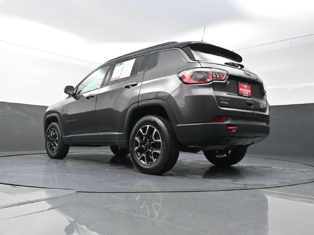 Used 2019 Jeep Compass Trailhawk AWD/4WD image 36