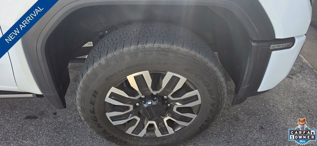 Certified 2025 GMC Sierra 2500 Denali Ultimate w/ Max Trailering Package AWD/4WD image 8