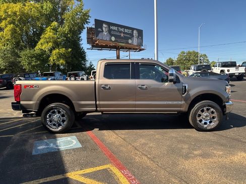 Used 2022 Ford F350 King Ranch w/ King Ranch Ultimate Package image 5